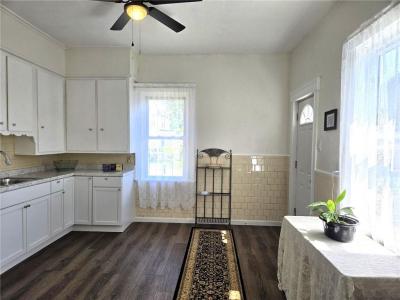 168 Spring Street, Woonsocket, 罗得岛 02895, 美国