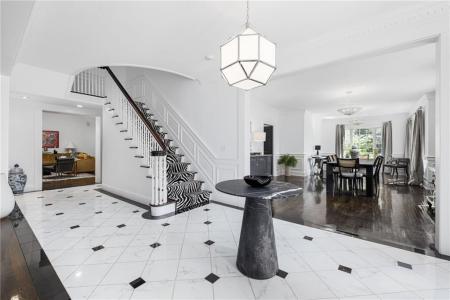 140 Freeman Parkway, Providence, Rhode Island 02906, Estados Unidos
