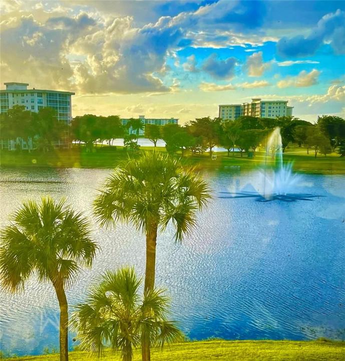 2801 N Palm Aire Dr 404, Pompano Beach, 佛羅里達州 33069, 美國