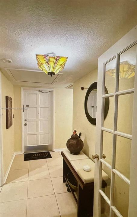 2801 N Palm Aire Dr 404, Pompano Beach, 佛羅里達州 33069, 美國