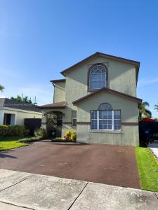 13910 SW 163rd St, Miami, Florida 33177, USA