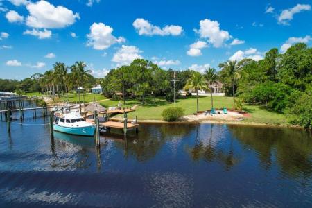 2561 SE North Lookout Boulevard, Port Saint Lucie, Florida 34984, USA