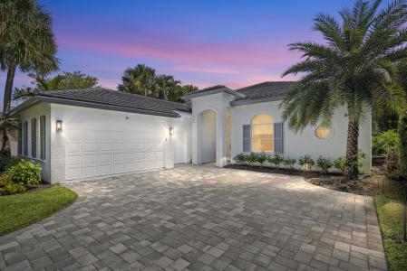 118 N Village Way, Admirals Cove, Jupiter, Florida 33458