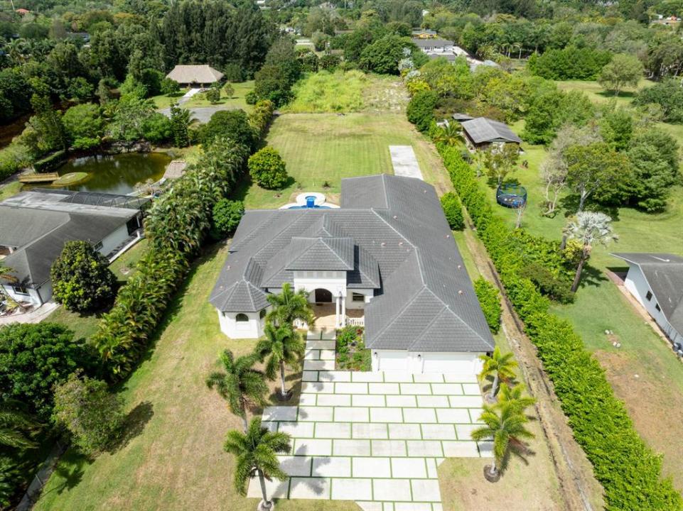 5941 SW 185th Way, Southwest Ranches, Florida 33332