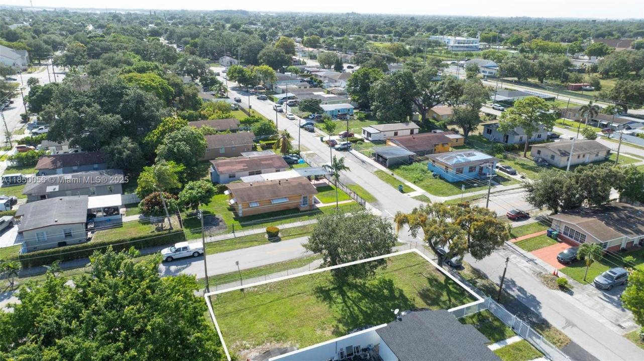 1990 NW 153rd St, Miami Gardens, Florida 33054