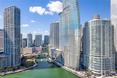 200 Biscayne Boulevard Way 3207, Miami, Florida 33131, USA