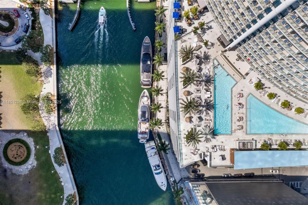 200 Biscayne Boulevard Way 3207, Miami, Florida 33131, Stati Uniti
