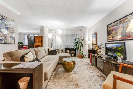 4330 Hillcrest Dr 516, Hollywood, Florida 33021, USA