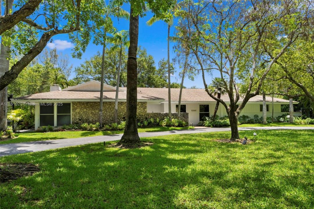 12365 SW 60th Ct, Pinecrest, Florida 33156