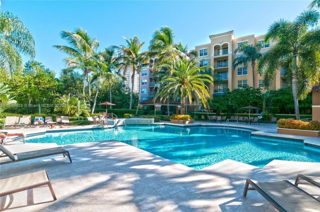 19555 E Country Club Dr 8502, Aventura, Florida 33180, HOA KỲ