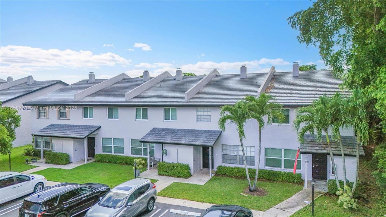 4271 Coral Springs Dr 5C, Coral Springs, Florida 33065
