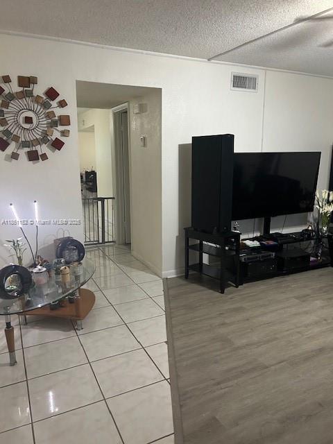 4139 SW 66th Way 140, Davie, Floryda 33314, USA