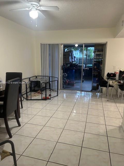 4139 SW 66th Way 140, Davie, Floryda 33314, USA