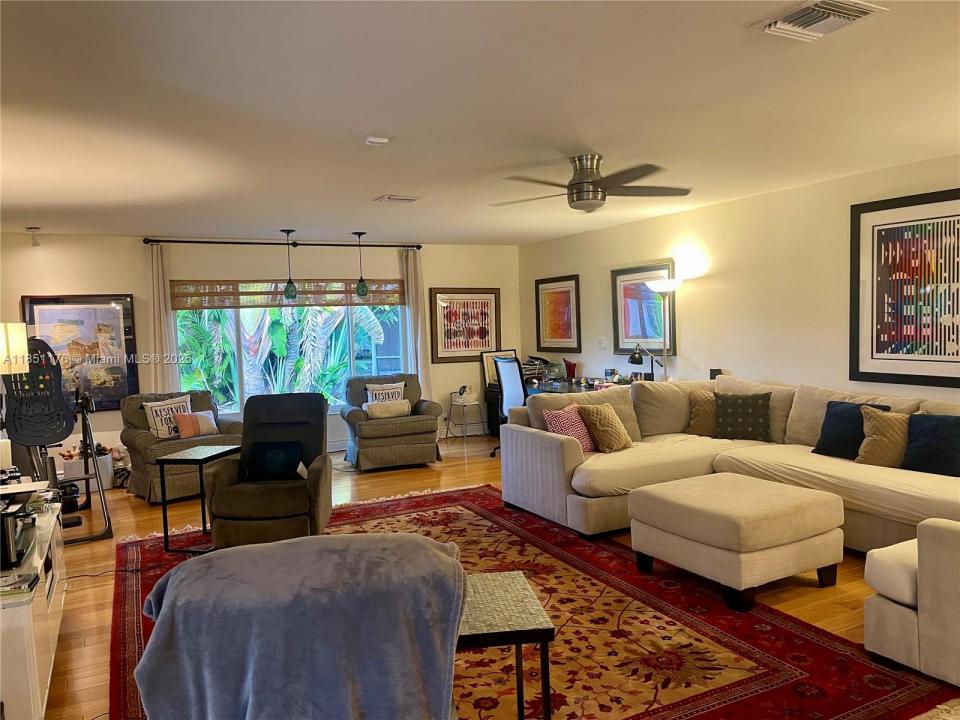 1013 E Cypress Dr V-31, Pompano Beach, Florida 33069, Estados Unidos