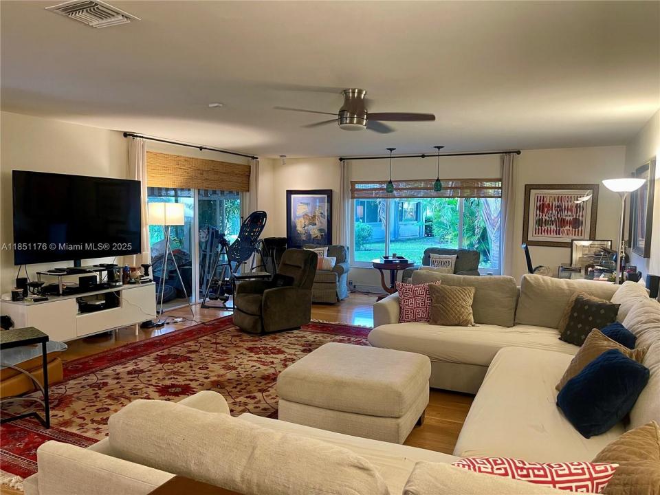 1013 E Cypress Dr V-31, Pompano Beach, Florida 33069, Estados Unidos
