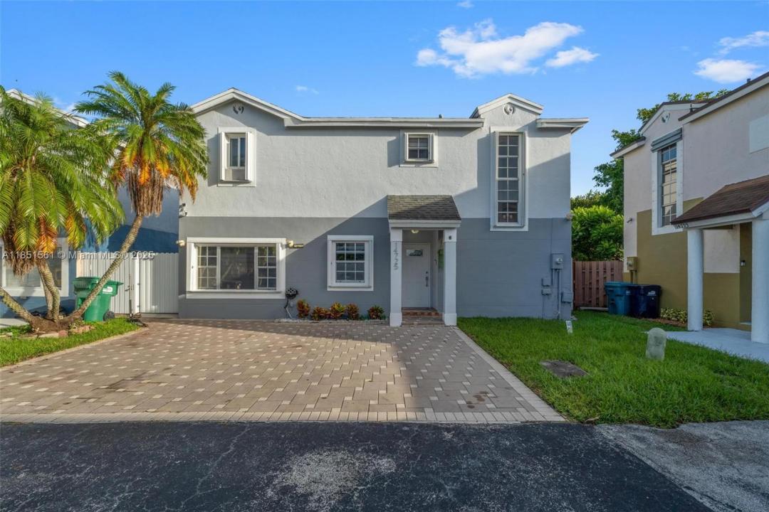 14725 SW 90th Ter, Miami, فلوريدا 33196, الولايات المتحدة