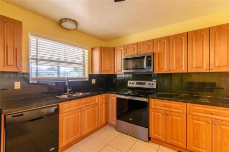 16221 SW 102nd Ave, Miami, Florida 33157, USA