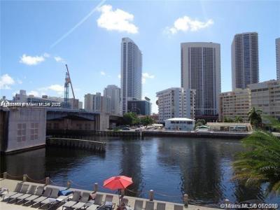 2600 E Hallandale Beach Blvd T301, Hallandale Beach, Florida 33009, USA