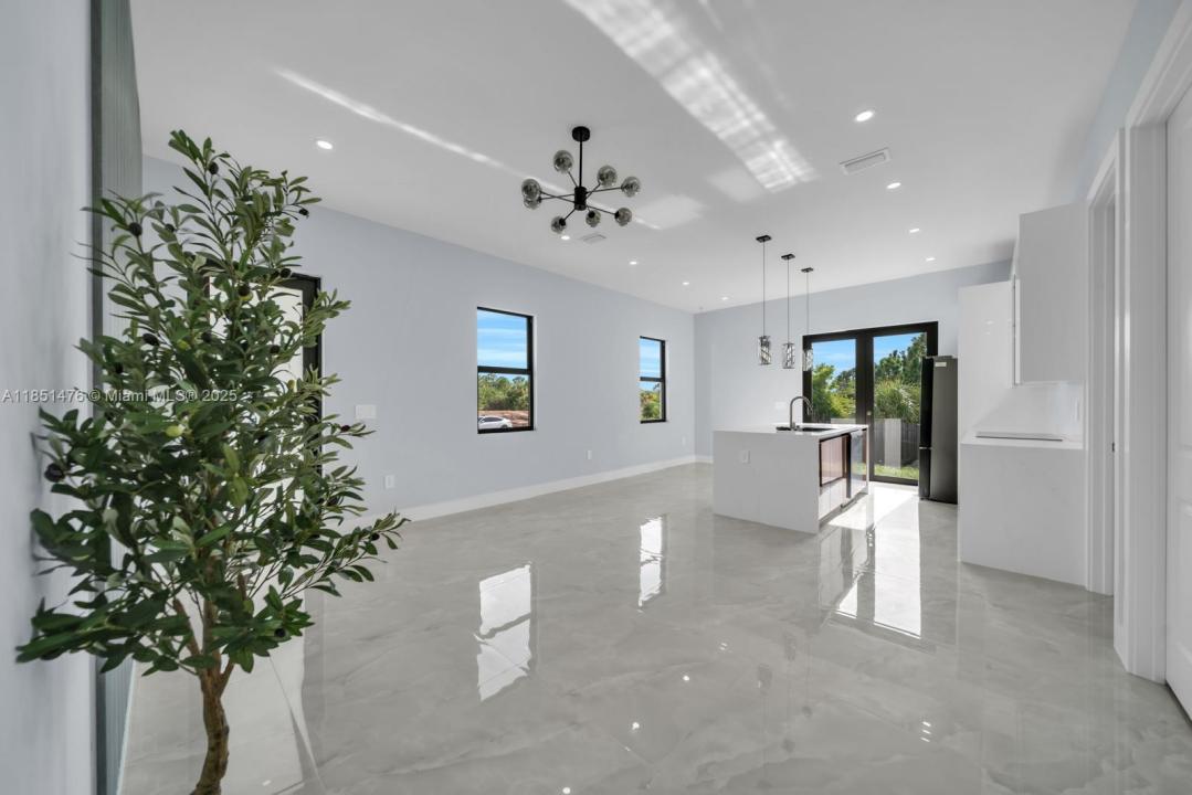 951 CANDLELIGHT DR, Lehigh Acres, Florida 33974, Stati Uniti