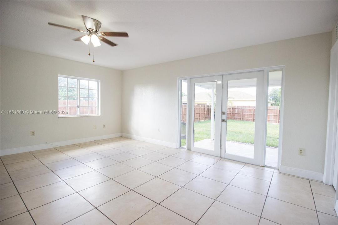 15650 NW 39th Ct 15650, Miami Gardens, Florida 33054, Estados Unidos