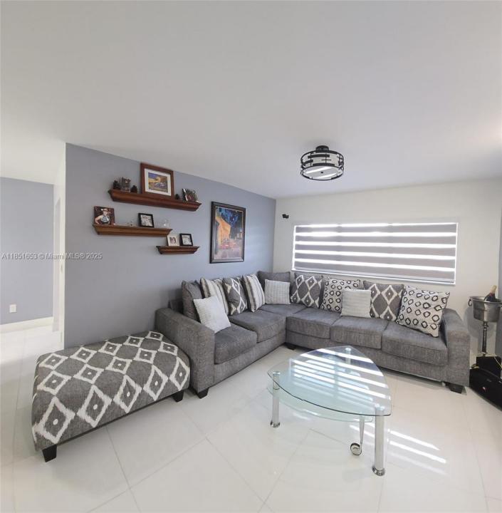 13958 SW 44th Lane Cir 614, Miami, Floride 33175, États-Unis
