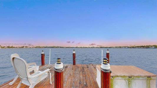 13524 SW 144th Ter, Miami, Florida 33186, USA