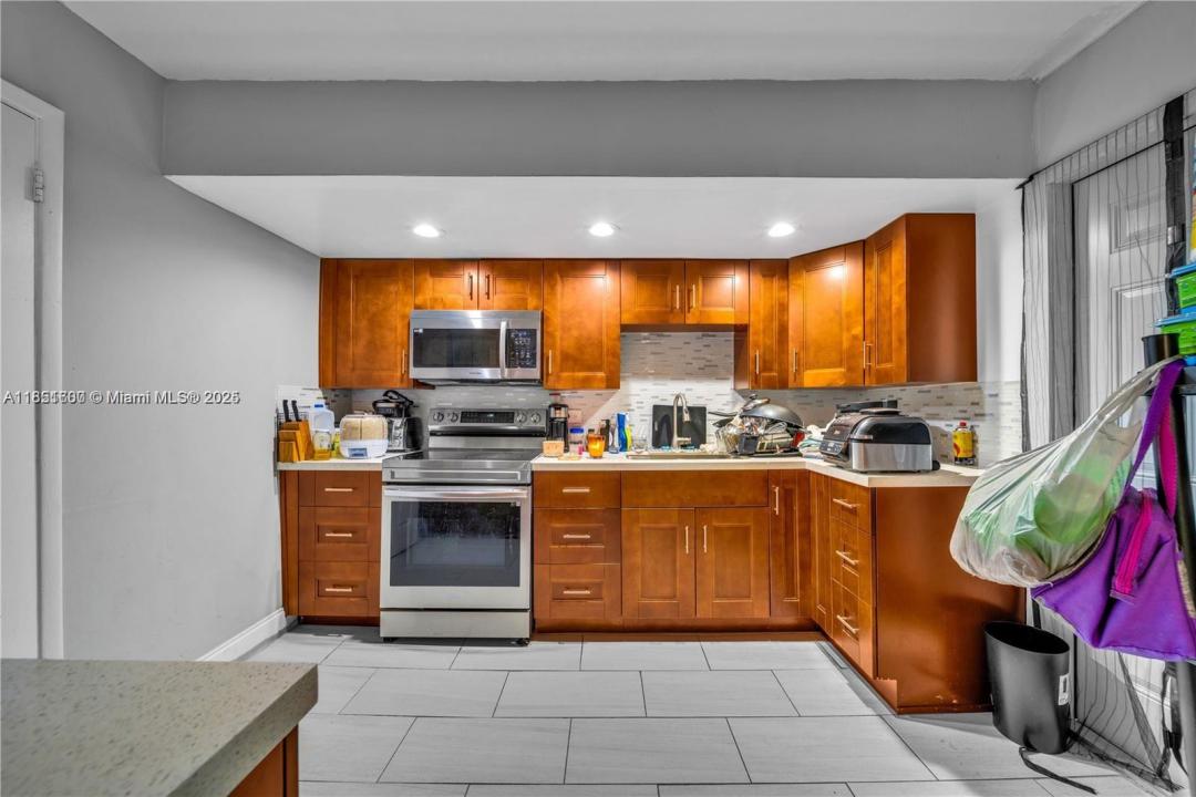 2632 NE 214th St, Miami, פלורידה 33180, ארצות הברית של אמריקה