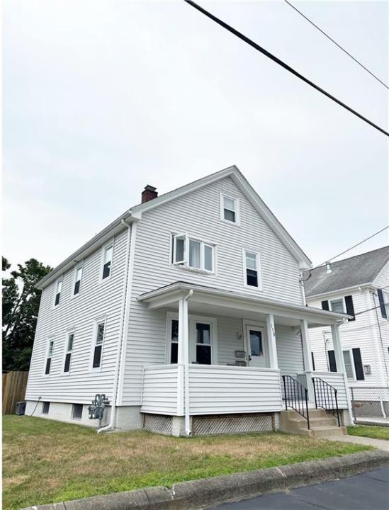 158 Bentley Street, East Providence, Rhode Island 0214, Stati Uniti