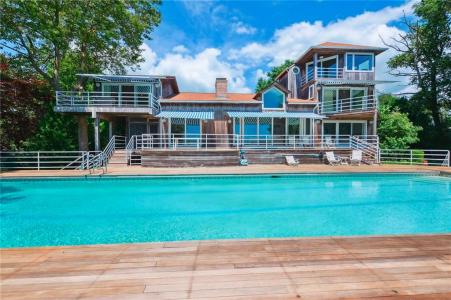 275 Boston Neck Road, Narragansett, RI 02882, USA