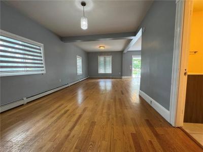 164 Norwood Avenue, Cranston, Род Айленд 02905, Соединенные Штаты