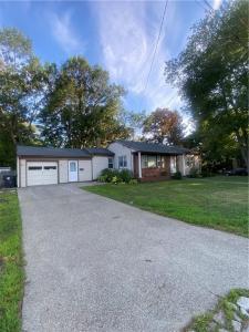 316 Manolla Avenue, Warwick, RI 02888, USA
