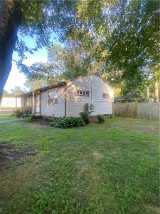 316 Manolla Avenue, Warwick, Rhode Island 02888, Estados Unidos