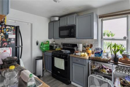 150 Early Street, Providence, RI 02907, USA