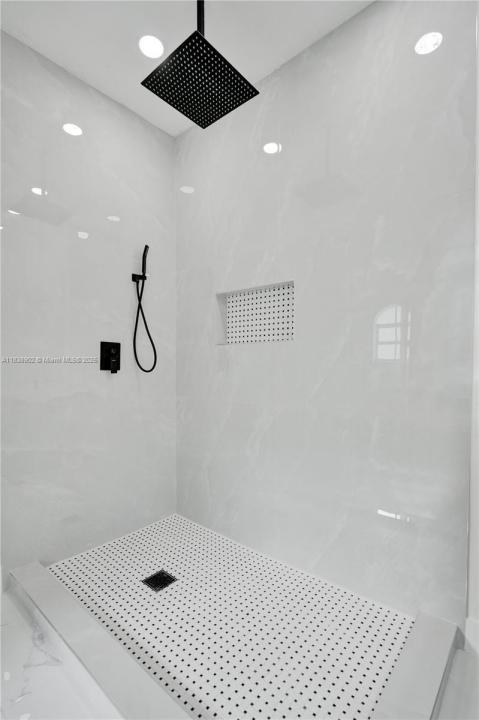 8037 Buttonwood Cir, Tamarac, Florida 33321, Estados Unidos