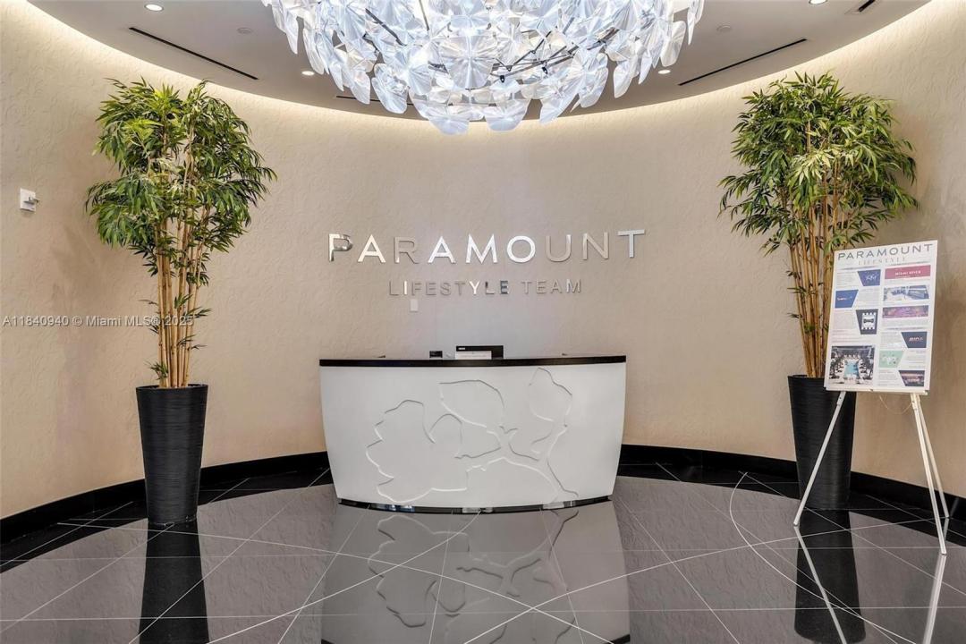 851 NE 1st Ave 2102, Miami, Florida 33132, Stati Uniti