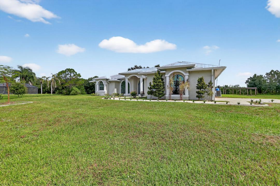 5890 NE 56th Parkway, Okeechobee, Florida 34972, Estados Unidos