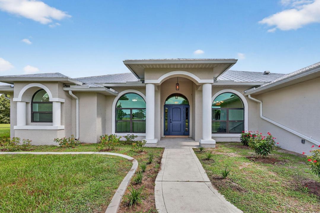 5890 NE 56th Parkway, Okeechobee, Florida 34972, Estados Unidos