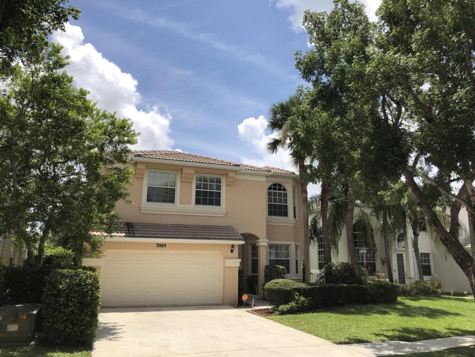 2089 Reston Circle, FAIRFAX, Royal Palm Beach, Florida 33411