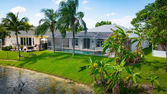 1422 Fairway Circle, Fairway Isle / Olive Tree, Greenacres, Florida 33413
