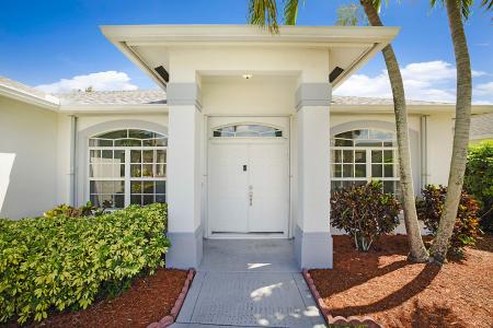 1422 Fairway Circle, Fairway Isle / Olive Tree, Greenacres, Florida 33413