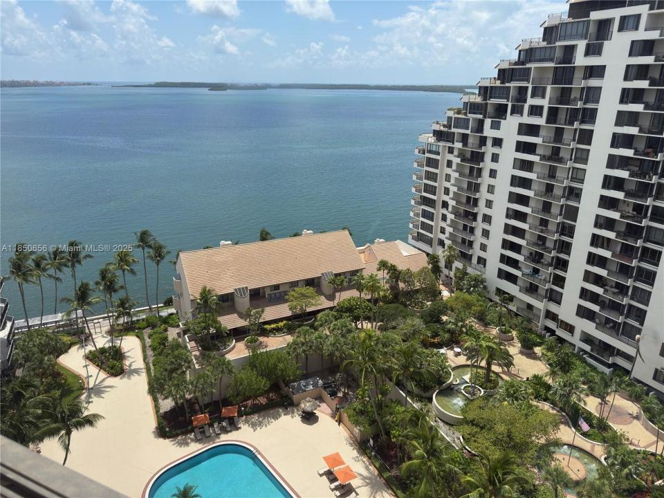 540 Brickell Key Dr 1803, Miami, Floryda 33131, USA