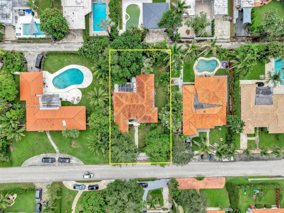 10619 NE 10th Pl, Miami Shores, Flórida 33138, Estados Unidos