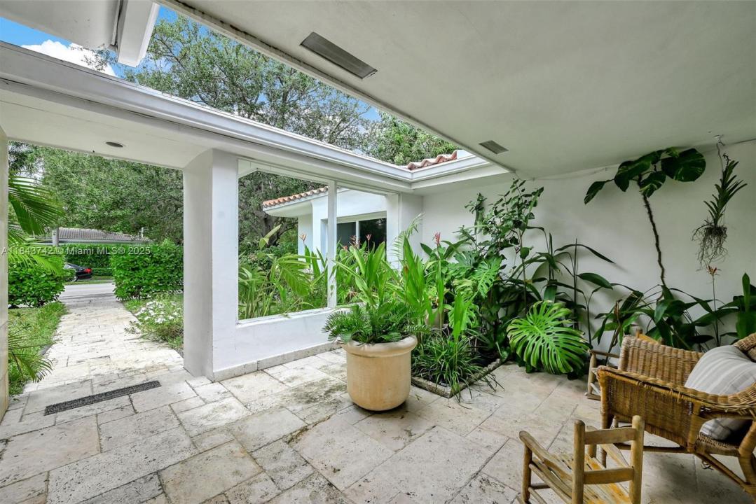 10619 NE 10th Pl, Miami Shores, Flórida 33138, Estados Unidos