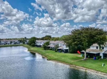 10548 NW 6th St 10548, Pembroke Pines, Florida 33026, USA