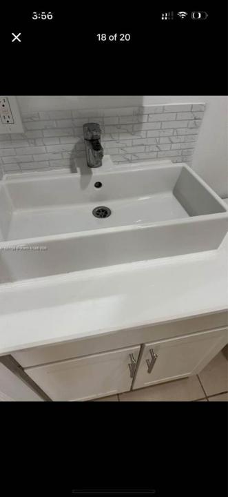 1136 NW 55th St 2, Miami, Florida 33127, HOA KỲ