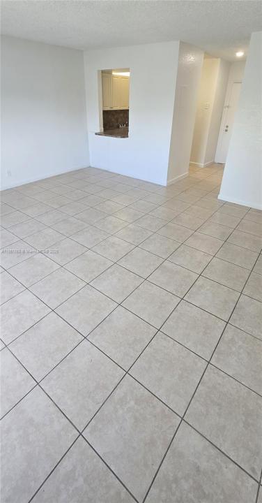 11110 SW 196th St 405, Cutler Bay, Florida 33157, Estados Unidos