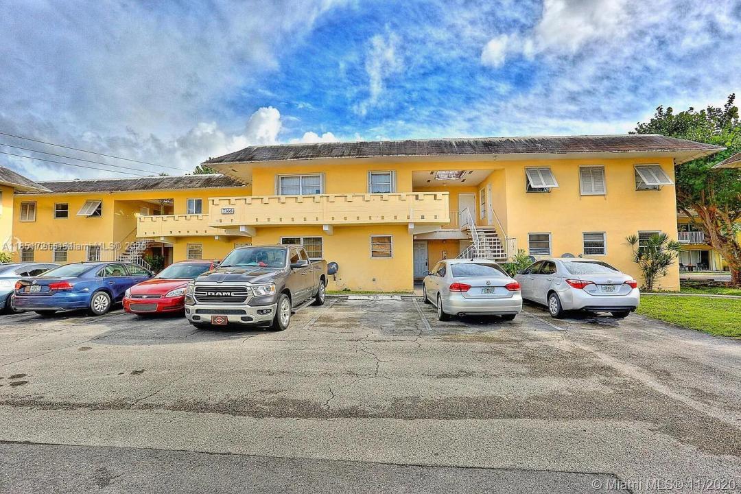 7370 SW 82nd St E217, Miami, Florida 33143, Stati Uniti