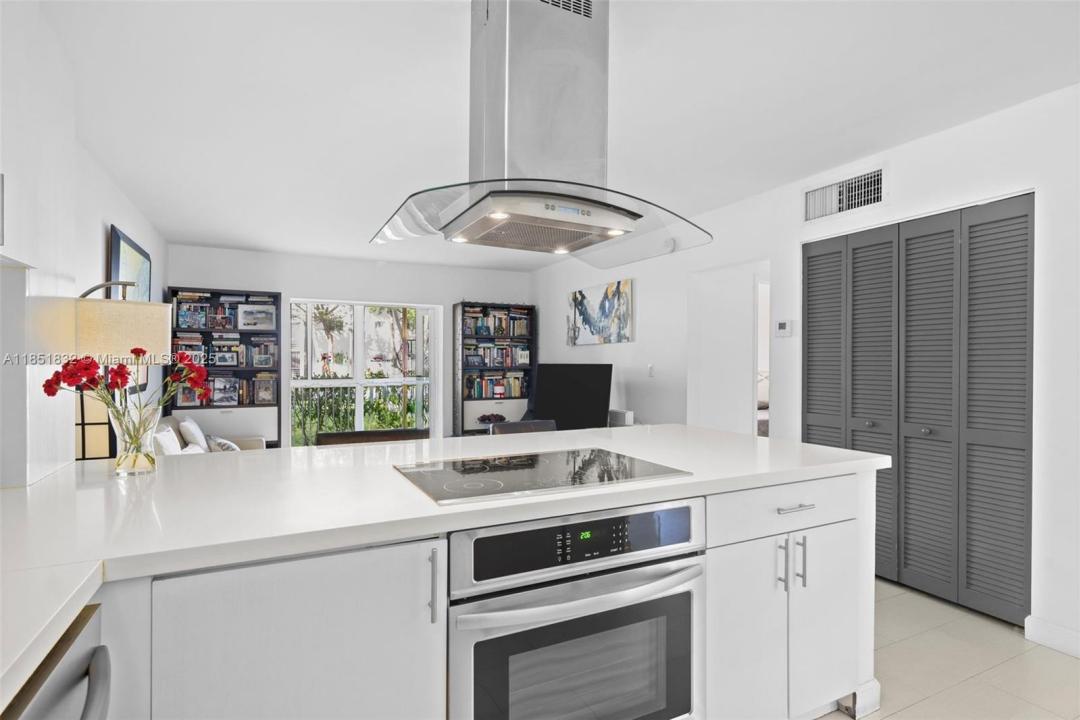 240 Galen Dr 109, Key Biscayne, 佛羅里達州 33149, 美國