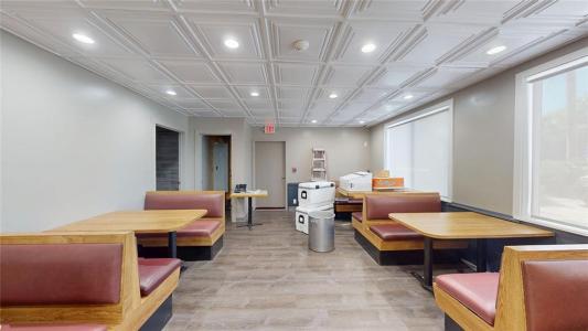 1180 South Main Street, Burrillville, רוד איילנד 02859, ארצות הברית של אמריקה 