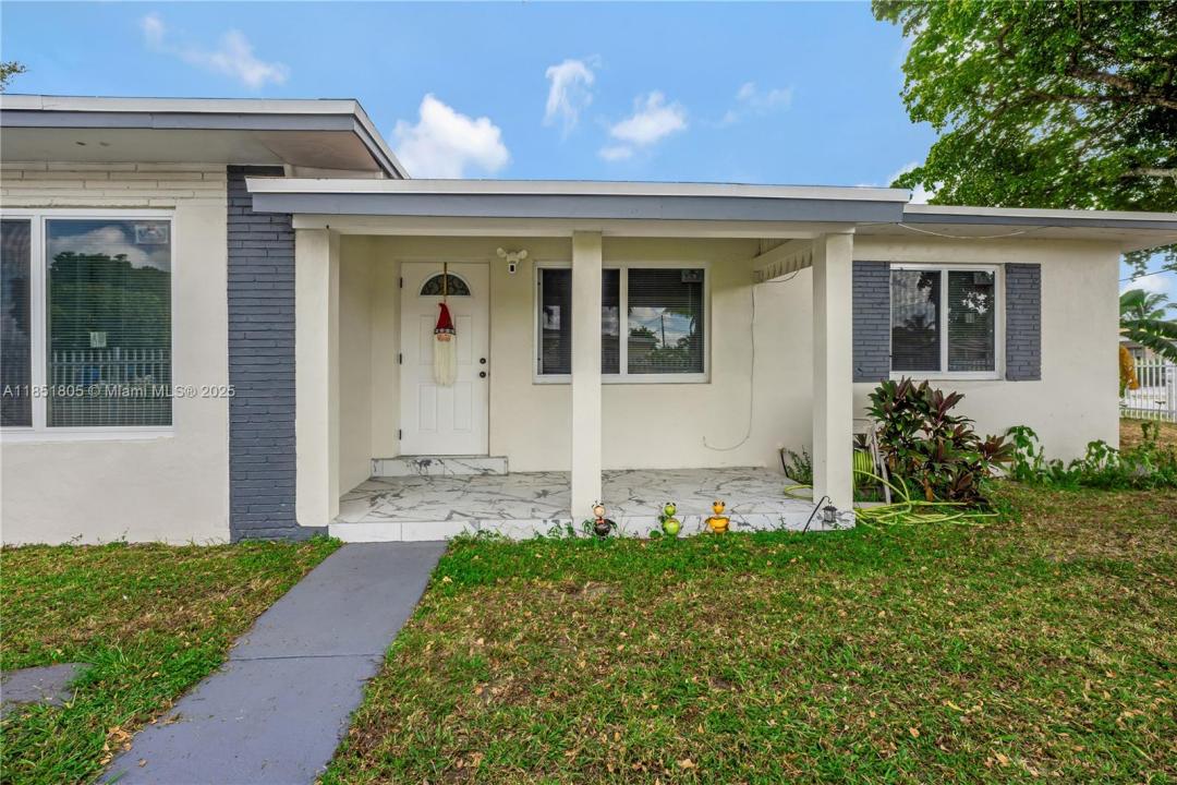 5325 SW 22nd St, West Park, פלורידה 33023, ארצות הברית של אמריקה 
